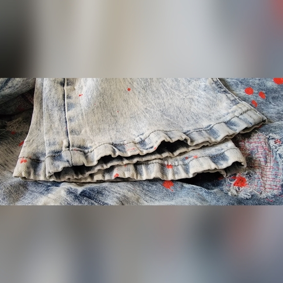 Another Hype Piece AHP Men's Slim Blue Jeans Distressed Paint Splatter 44 x 33 - Picture 4 of 7